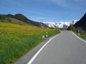 Einfahrt Duvin